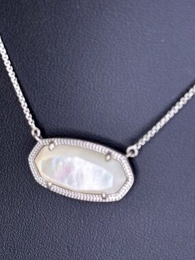 Kendra Scott Silver Mother-of-Pearl Slider Pendant Necklace - White & Silver